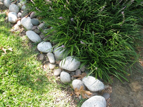 Бордюры из природного камня фото